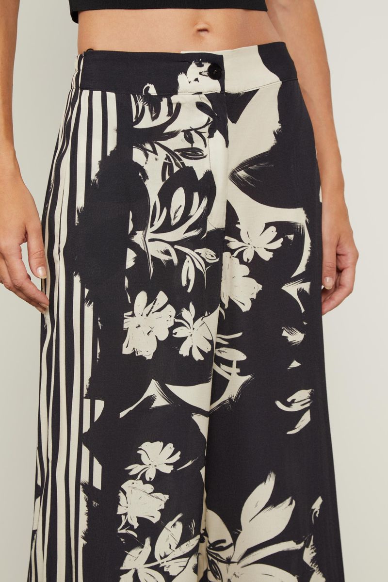 25342299_50425_4-CALCA-AMPLA-FLORAL-PINCEL