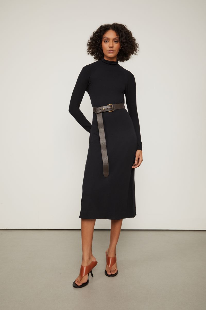07207433_0005_1-VESTIDO-MIDI-BASIC-MANGA-LONGA