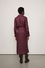 07160094_0066_3-VESTIDO-DE-CREPE-MIDI-COM-VISTA-BOTOES