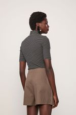 25130102_0010_3-SHORTS-SAIA-COM-BOTOES