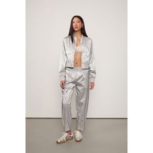 Calça De Nylon Metalizada Com Cós Duplo