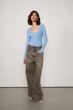 25342266_0105_1-CALCA-JEANS-WIDE-LEG-COS-DESTACAVEL