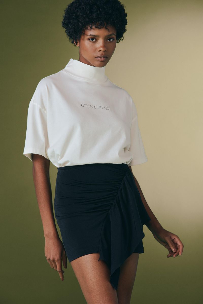 52060772_0003_1-T-SHIRT-MALHA-OVERSIZED-GOLA-ALTA