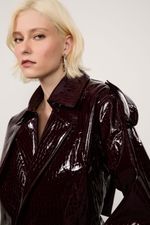 03011673_0020_4-JAQUETA-CROPPED-LIKE-LEATHER-CROCO