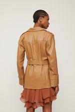 03610097_10056_3-TRENCH-COAT-DE-COURO-CURTO-MANGA-FRALDAD