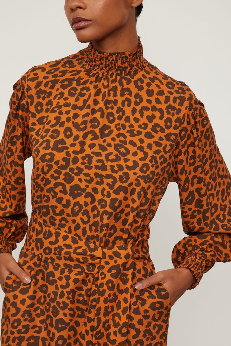 07207407_50968_2-VESTIDO-CURTO-ONCA-URBE