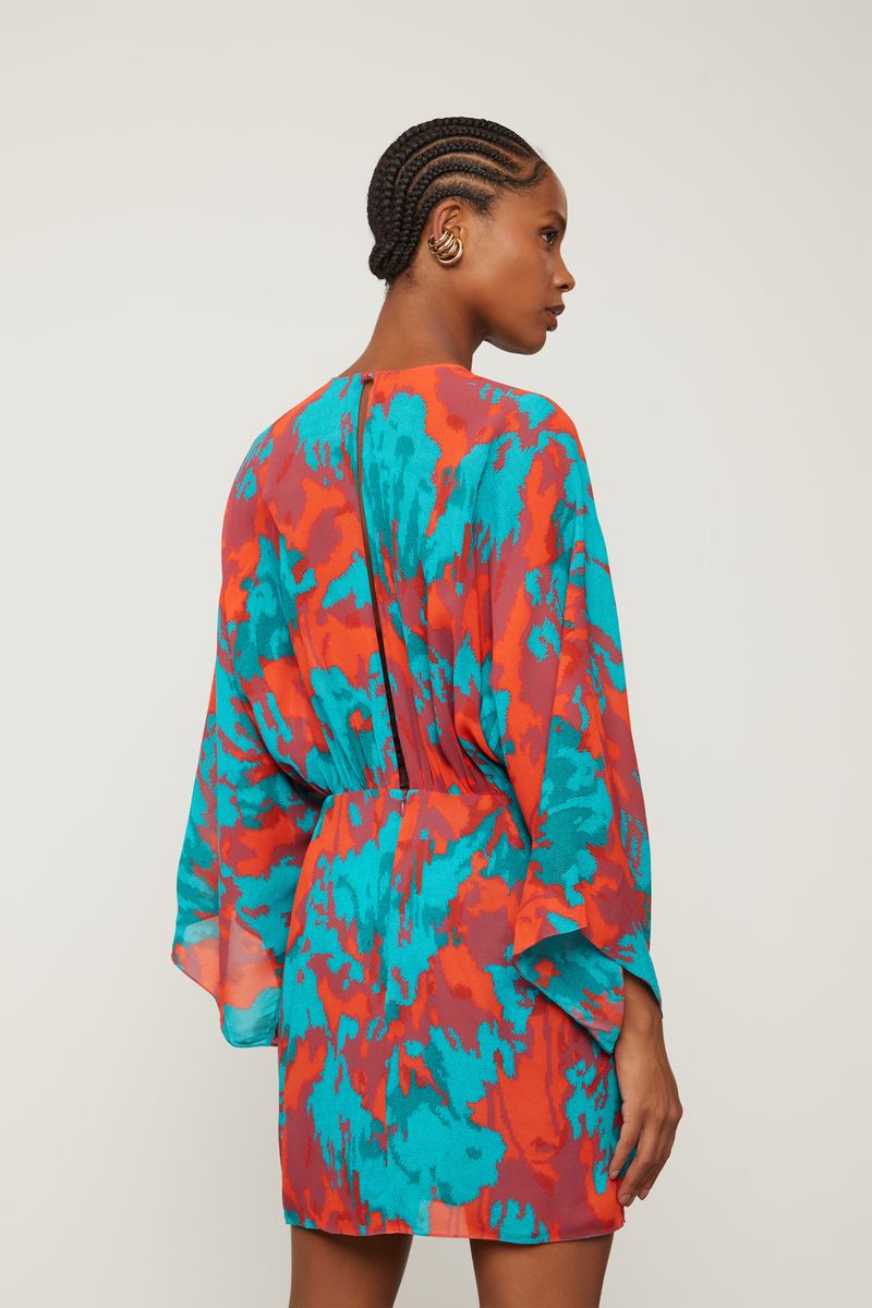 07207453_50432_3-VESTIDO-CURTO-FLORAL-TRICOT-CLASH