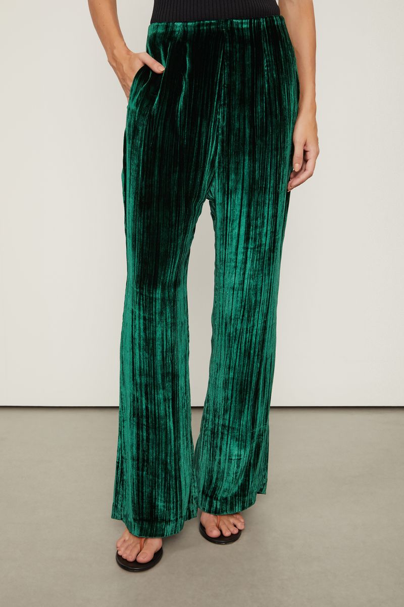 25342419_10064_2-CALCA-FLARE-VELUDO-VERDE-NOMADE
