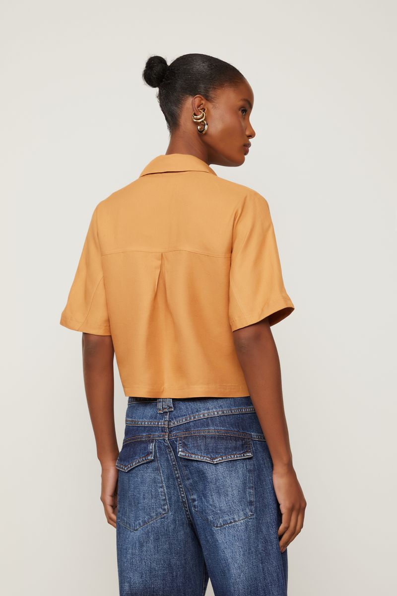 52051737_03354_3-CAMISA-CROPPED-MARROM-DOE