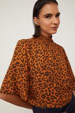 52060795_50968_4-T-SHIRT-ONCA-URBE
