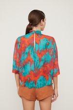 52136040_50432_3-TOP-GOLA-ALTA-FLORAL-TRICOT-CLASH