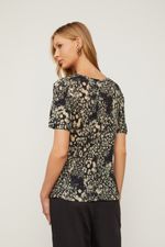 52136119_50460_3-TEE-DECOTE-V-MANGA-CURTA-ONCA-PARDA