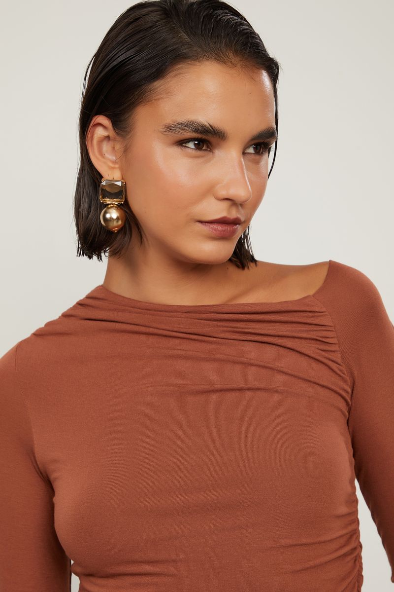 52136108_10056_4-BLUSA-OMBRO-FRANZIDO