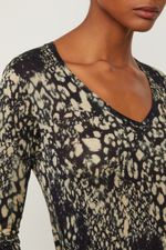 52136118_50460_4-TEE-DECOTE-V-MANGA-LONGA-ONCA-PARDA