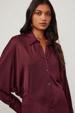 07207456_0066_4-VESTIDO-JERSEY-COM-VISTA-E-RECORTES