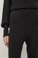 25342373_0520_4-CALCA-DE-TRICOT-FELPUDO