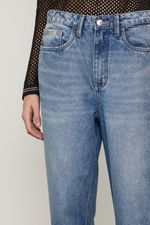 25342435_0105_4-CALCA-JEANS-RETA-ROCK-DESTROYED-NA-BARRA