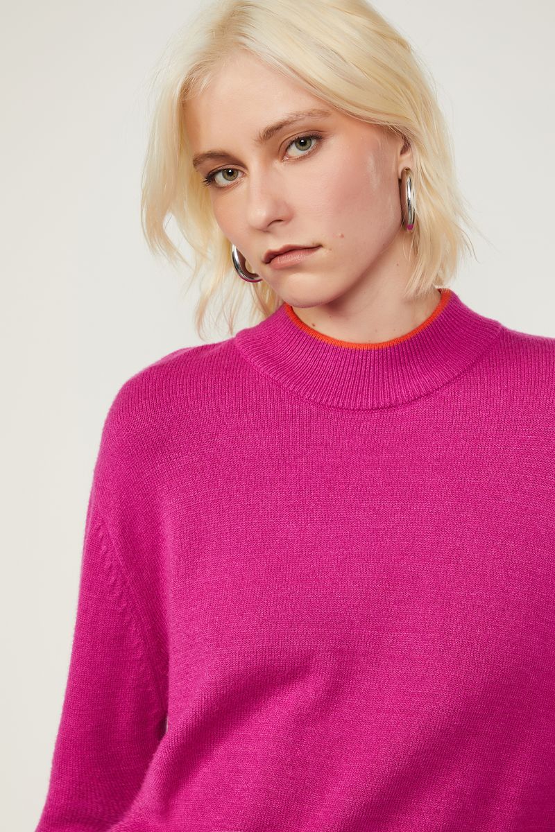52135952_1531_4-BLUSA-DE-TRICOT-COM-DETALHE-CONTRASTANTE