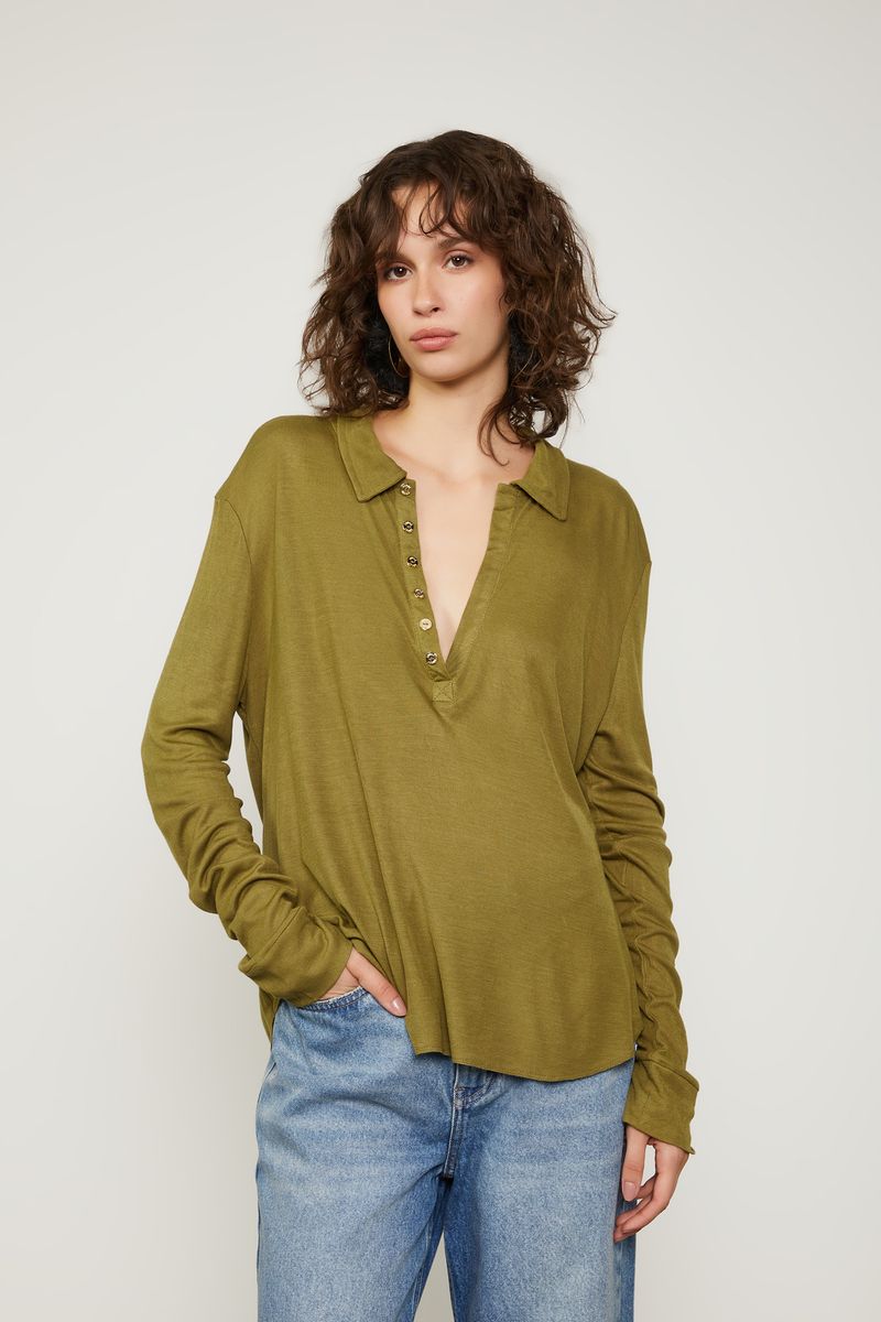 52136098_4665_1-BLUSA-DE-MALHA-COM-VISTA-DE-BOTOES