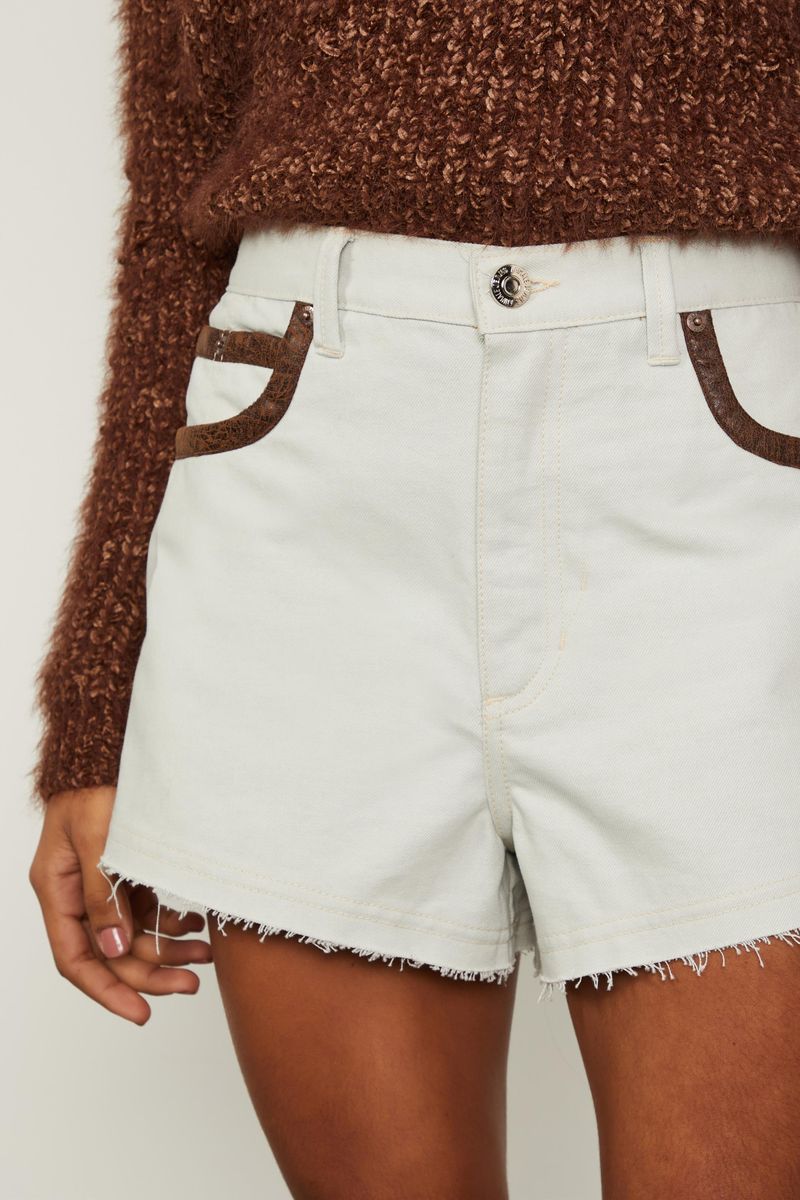 25054320_0829_4-SHORT-SARJA-BOY-DETALHES-SUEDE