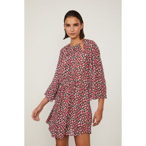 Vestido De Georgette Curto Franzido Estampado
