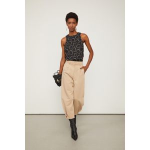 Regata Gola Redonda Com Fenda Nas Costas De Viscose Estampada