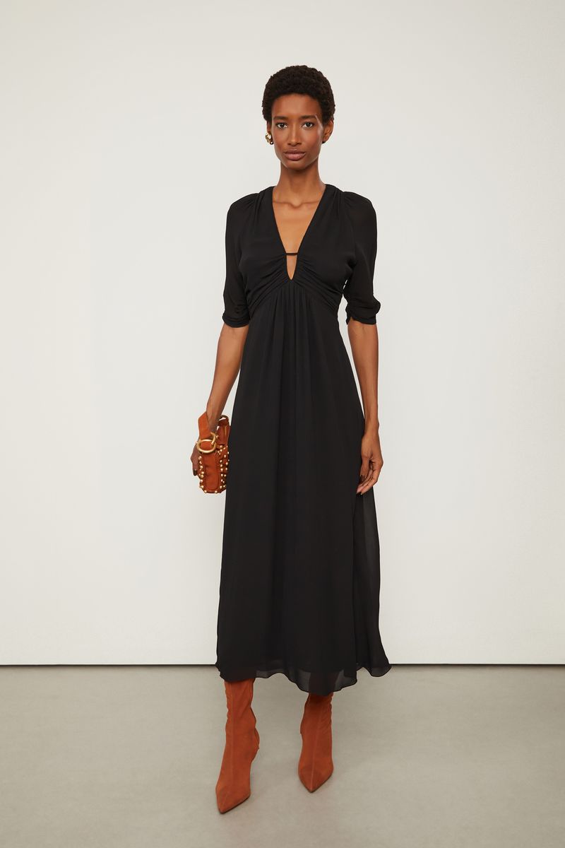 07207491_0005_1-VESTIDO-MIDI-THAIS-PRETO