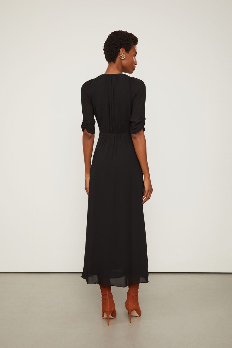 07207491_0005_3-VESTIDO-MIDI-THAIS-PRETO
