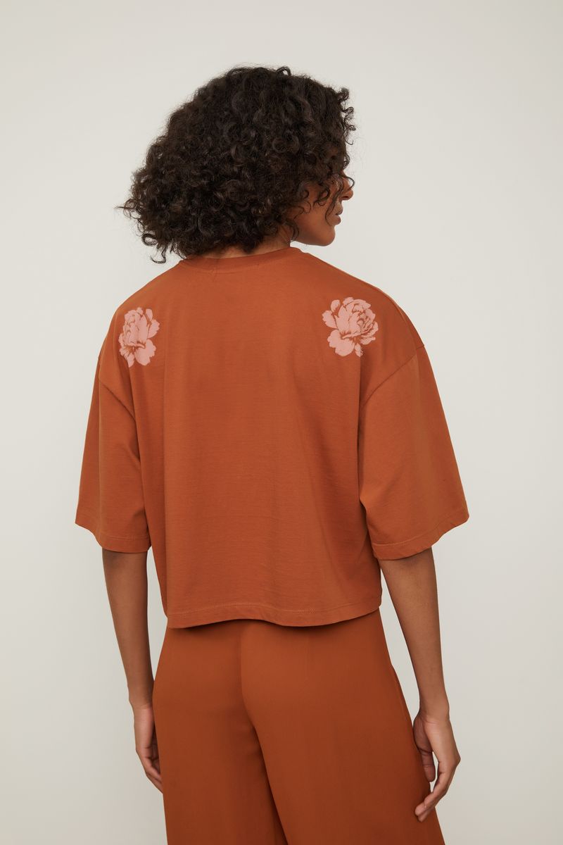 52060800_10056_4-T-SHIRT-MALHA-FLORA-MARROM