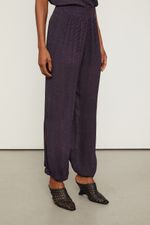 25342314_51196_2-CALCA-NO-LATERAL-PRETO-E-PLUM-P