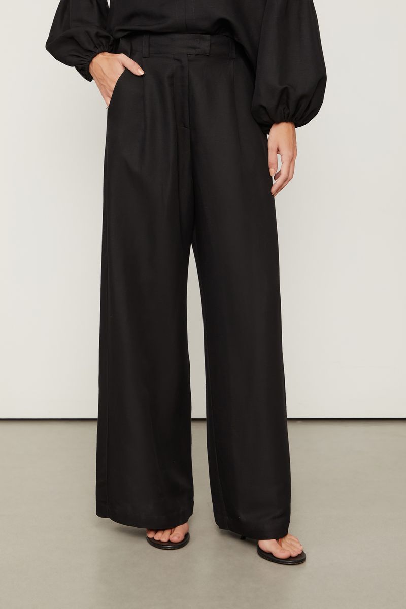 25342392_0005_4-CALCA-PANTALONA-BASIC