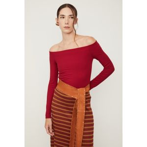 Blusa De Malha Ombro a Ombro Marrom Ruibarbo