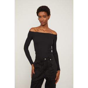 Blusa De Malha Ombro a Ombro Off
