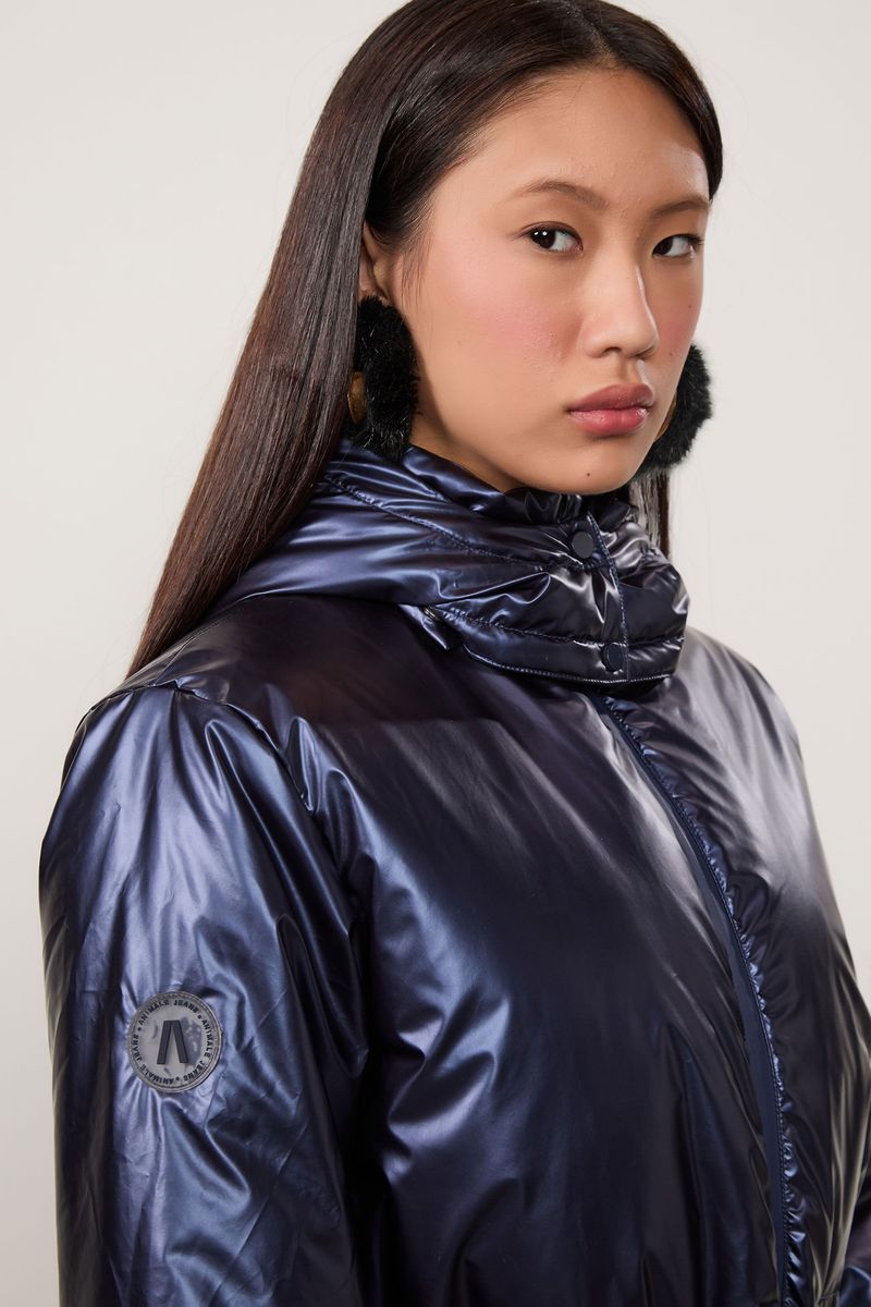 03011681_0200_2-JAQUETA-DE-NYLON-METALIZADA