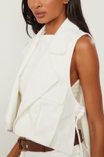 03060363_0003_4-COLETE-OFF-WHITE-DE-MALHA-ESTRUTURADA-CROPPED