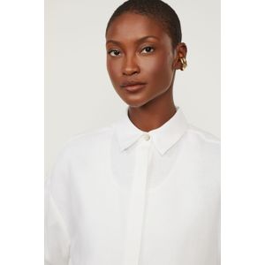 Camisa De Linho Com Bordado De Orquídea Nas Costas