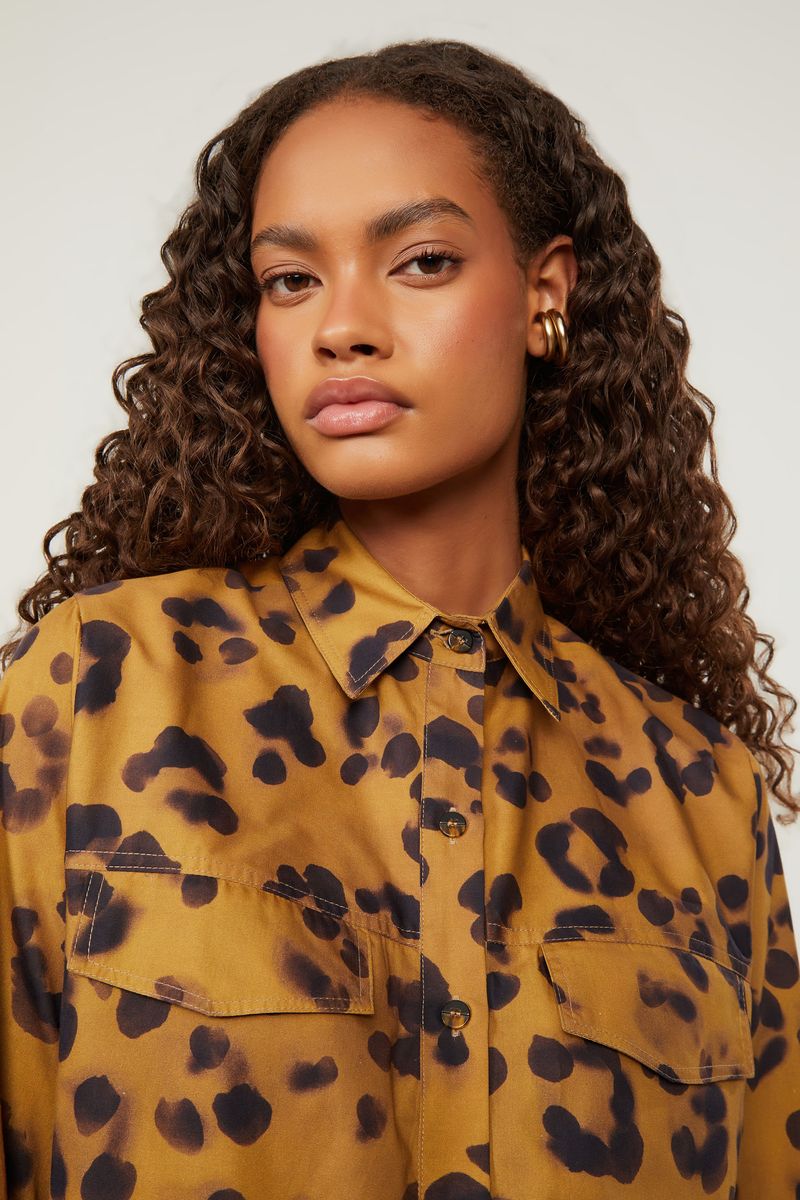 52051699_50462_2-CAMISA-MANGA-LONGA-CROPPED-DE-ALGODAO-ESTAMPADA