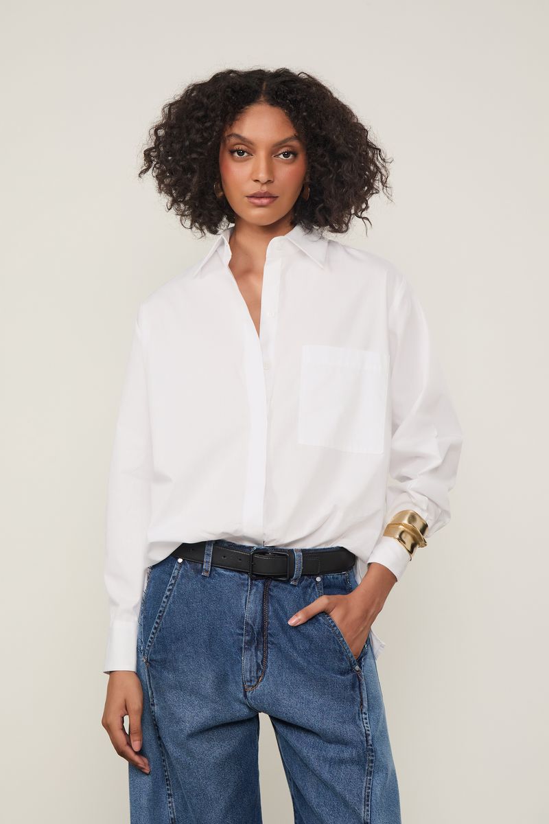 52051852_0002_2-CAMISA-ESSENTIAL-BOLSO-FRENTE
