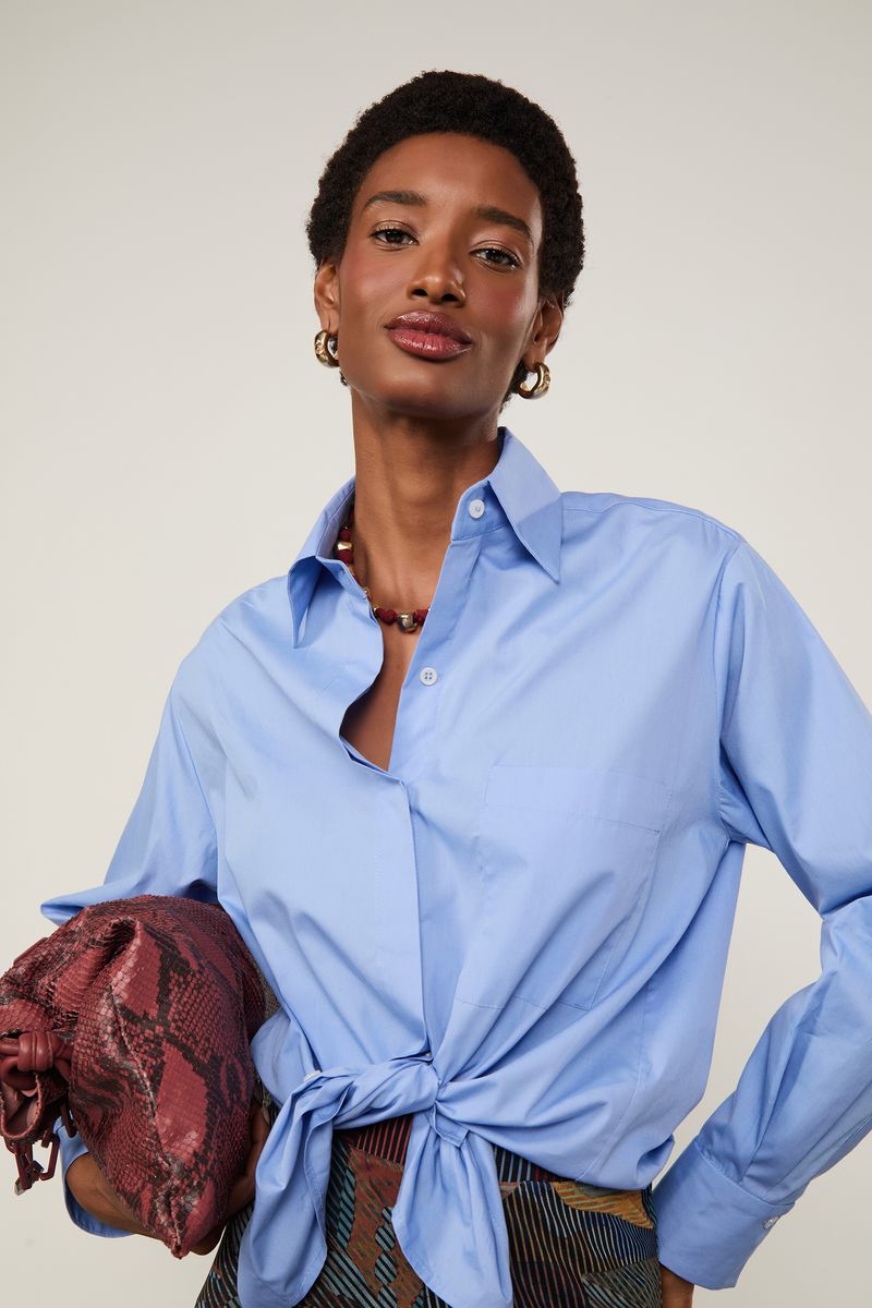 52051852_0200_2-CAMISA-ESSENTIAL-BOLSO-FRENTE