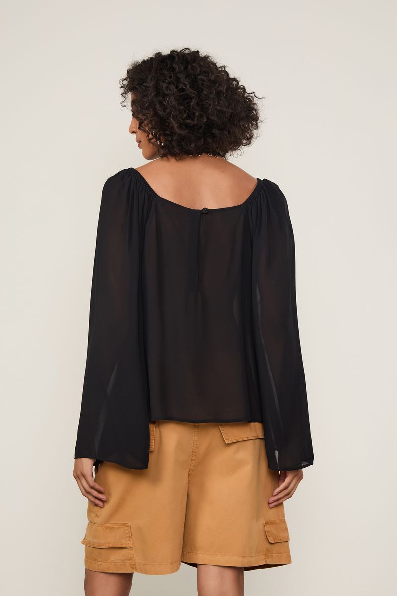 52136183_0005_3-BLUSA-COM-MANGA-AMPLA-E-PALA-DE-RENDA