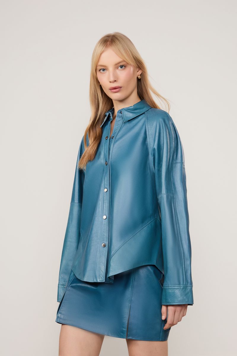 52051860_0200_2-CAMISA-DE-COURO-RESCORTES-VIVO