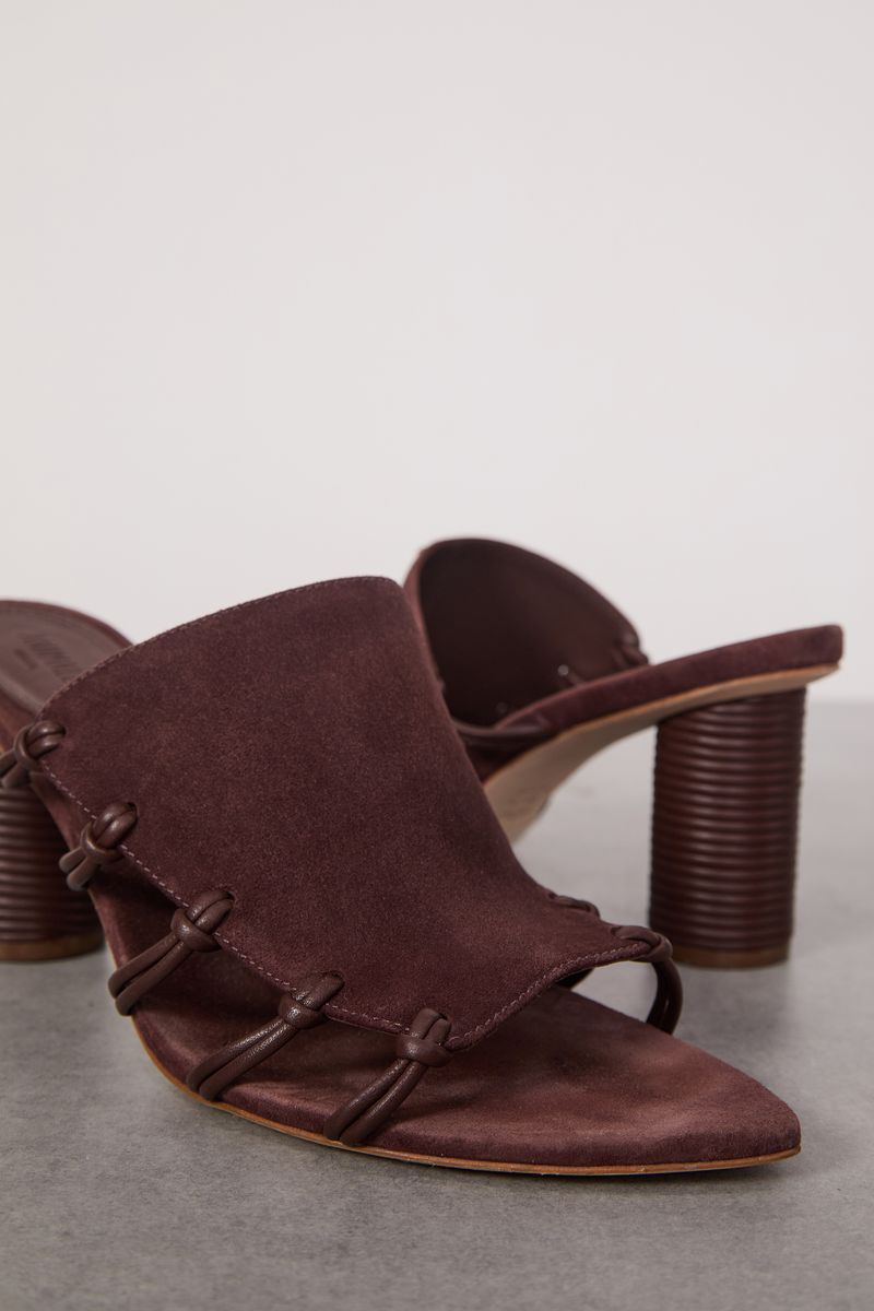 09012651_1802_4-MULE-DE-COURO-COLOR-ROLOTE