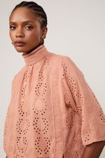 52136304_04505_2-BLUSA-GOLA-ALTA-MG-CURTA