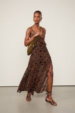 07207551_52623_1-VESTIDO-MIDI-COM-BUSTO-DE-RAFIA