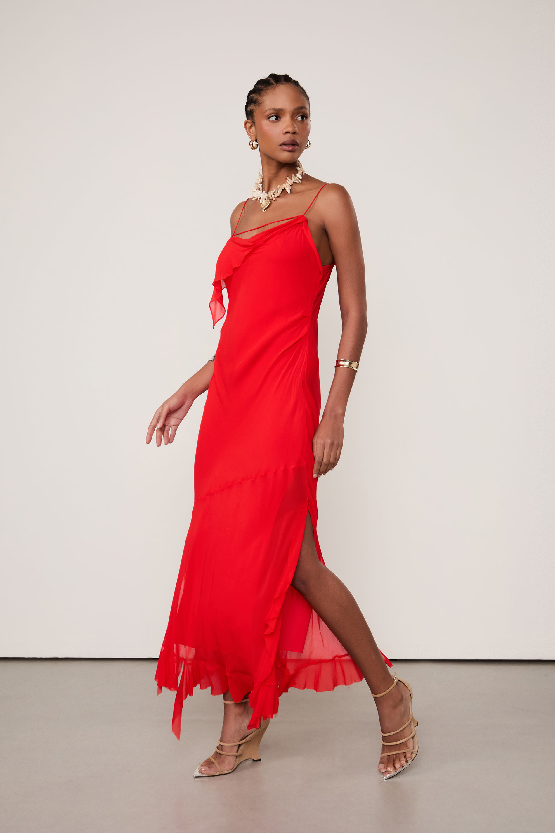 Vestido De Georgette Leve Longo Desconstruido Vermelho Fenda Lateral