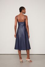 07207834_11055_3-VESTIDO-DE-COURO-MIDI-ALCA-RECORTES