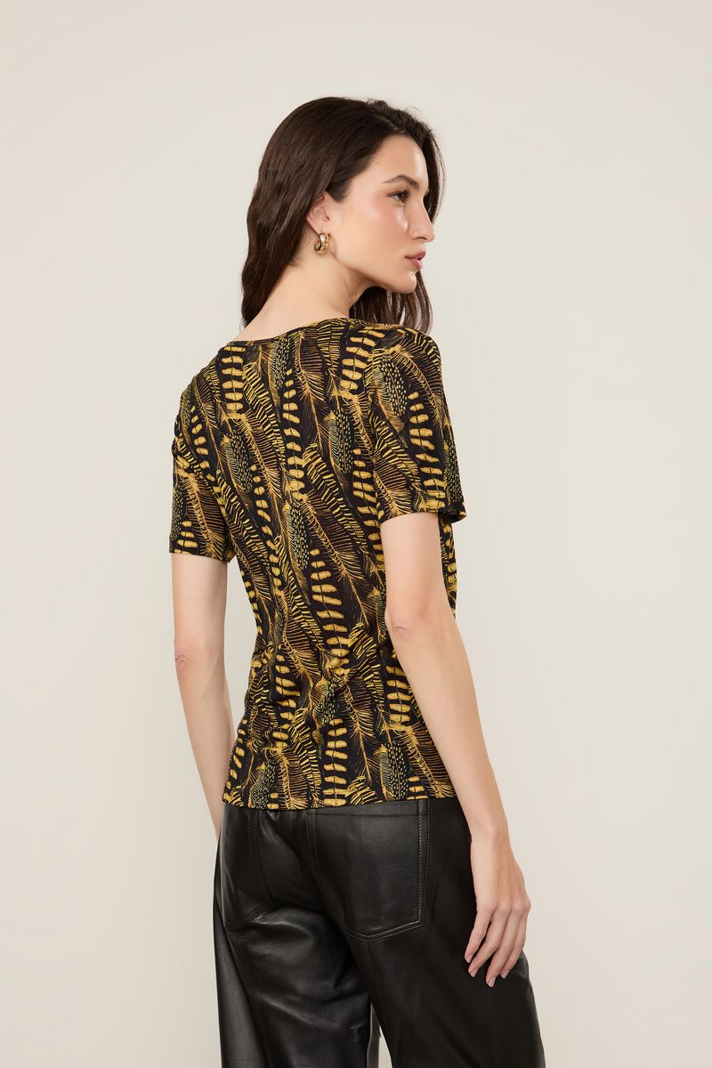52136340_52571_3-TEE-DECOTE-V-MANGA-CURTA-FOLHAGEM-PENA