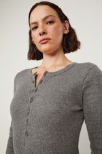 07207310_0015_3-VESTIDO-DE-MALHA-RIBANA-CINZA-MESCLA-MIDI