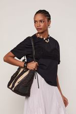 52136379_0005_4-T-SHIRT-MALHA-CROCHE