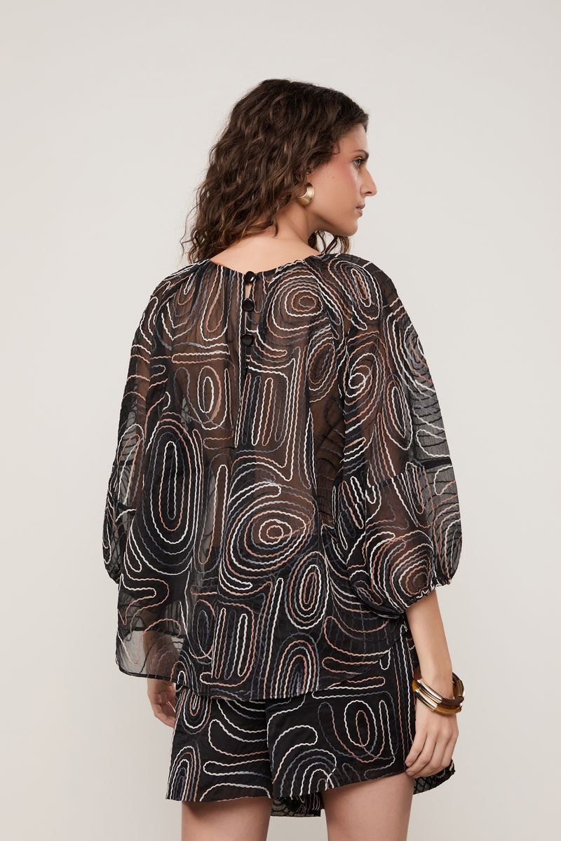 52136182_0005_3-BLUSA-AMPLA-BORDADA